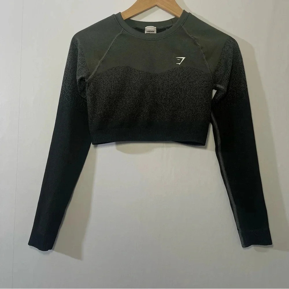 Gymshark Womens Adapt‎ Seamless Ombre Long Sleeve Crop Top Black Gray Gym Small